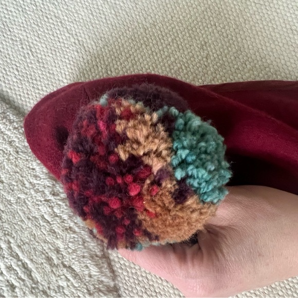 Briar Handmade wool felt yarn bonnet pom pom red rust green teal navy 2T-4T 24m - Picture 6 of 9